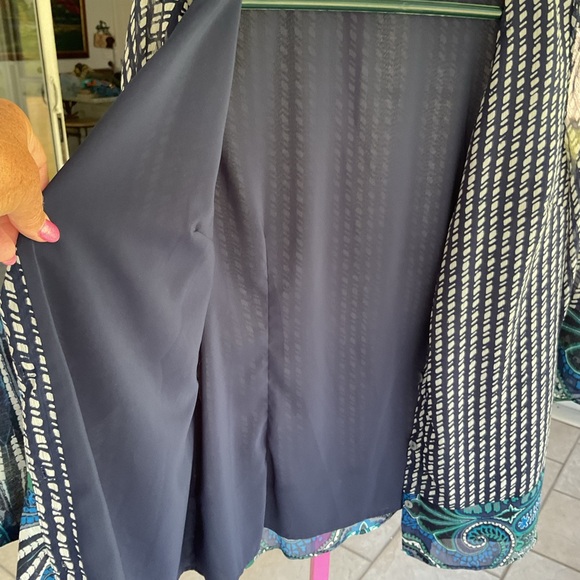 Isaac Mizrahi Women’s Buttoned Down Ruffle Accent Blouse szXS - Picture 10 of 11